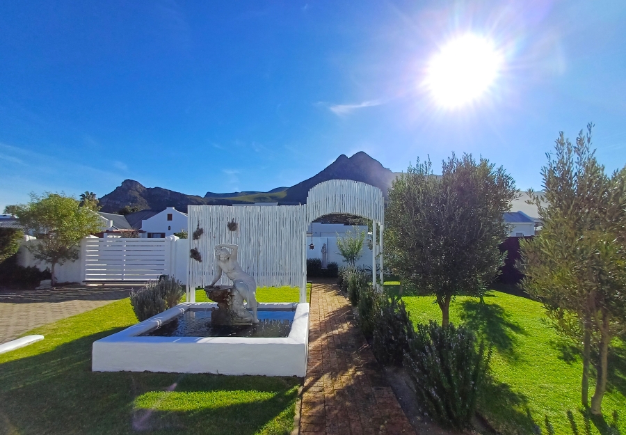 2 Bedroom Property for Sale in Palmiet Western Cape